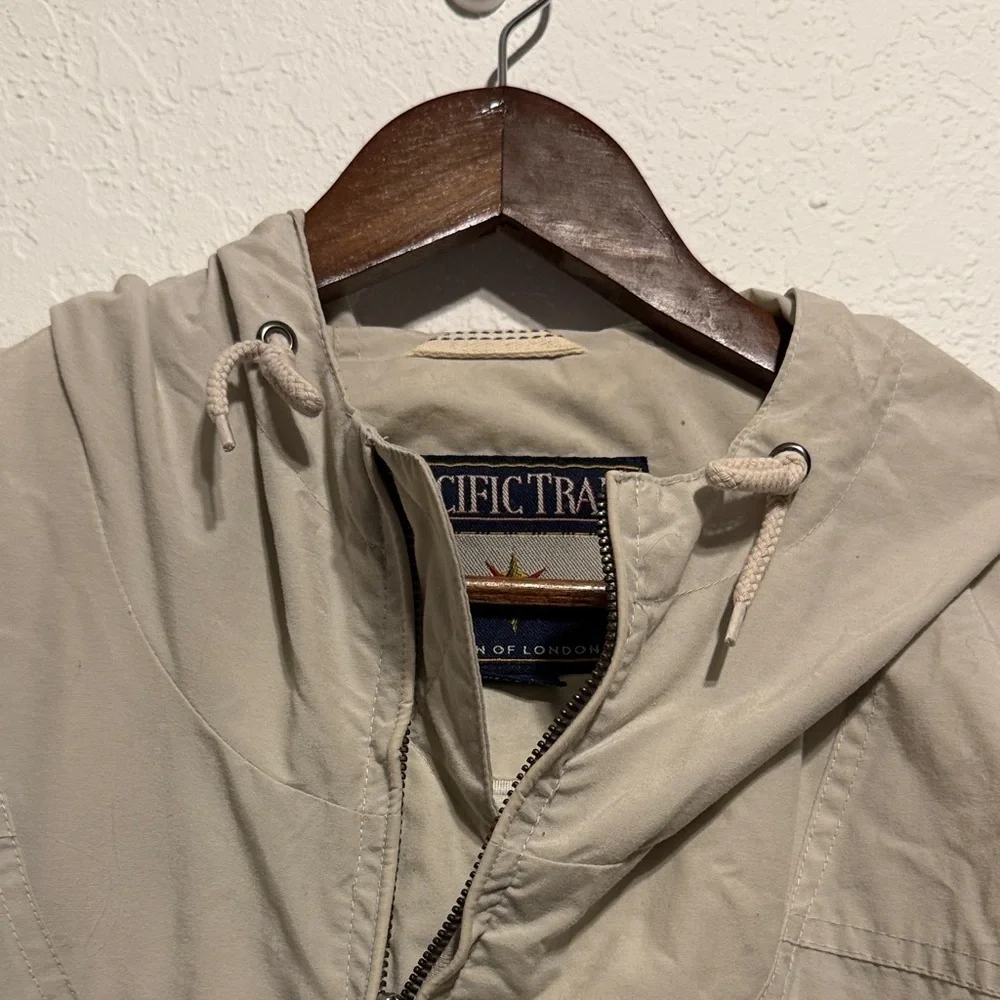 Pacific Trail Light Beige Lightweight Hooded Jacket Cinch Waist M Outdoor Hiking